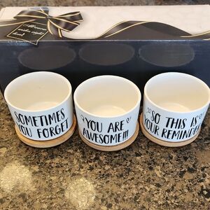 Ceramic Pots Trio with Wood Bases - White